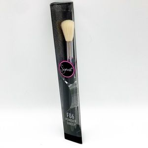 Sigma Beauty Makeup - Sigma F06 Powder Sweep Brush - New In Box Sigma Beauty Makeup - Sigma F06 Powder Sweep Brush - New In Box